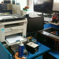 萬家鴻洲電腦 地址、電話與營業時間信息